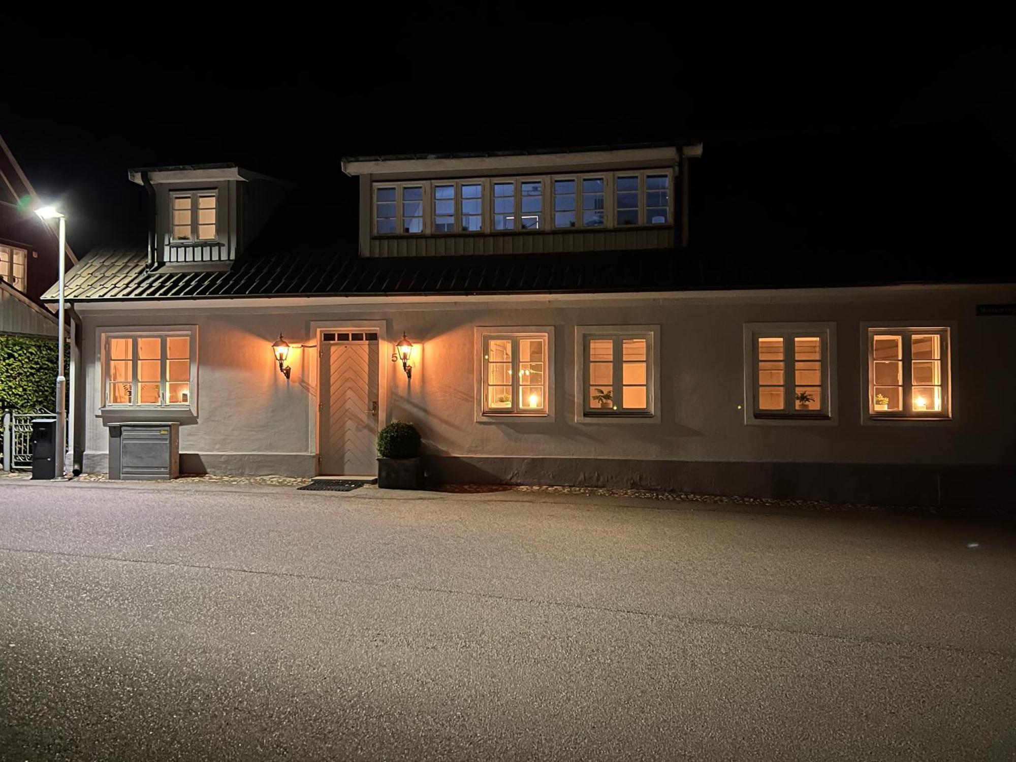 Lyxiga Hem Mitt I Gamla Viken, Hoeg Standard Viken  Luaran gambar